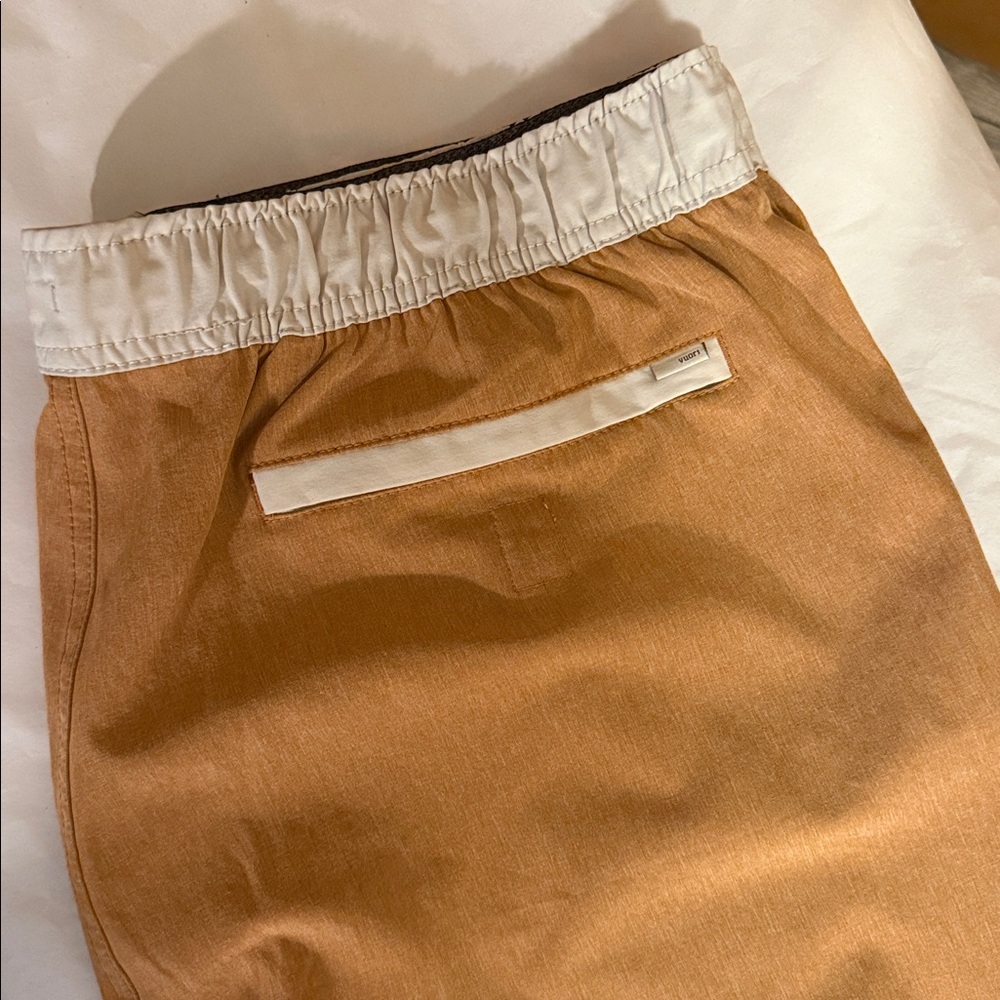 Vuori Banks Short 7” Men’s XXL Burnt Orange Rust Elastic Waist - Picture 5 of 6